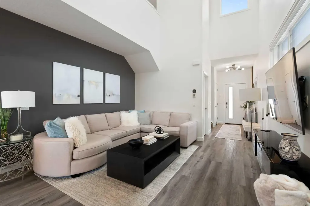 3872 202 Avenue SE Calgary AB T3M 3G2