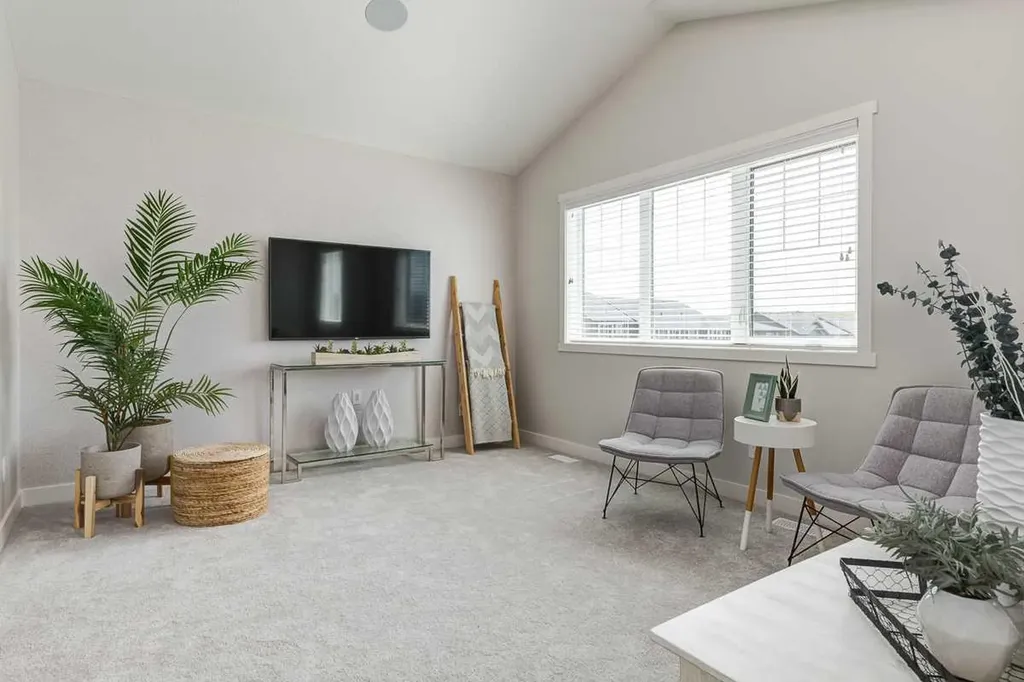 26 Rodelle Common NW Calgary AB T3L 0N2