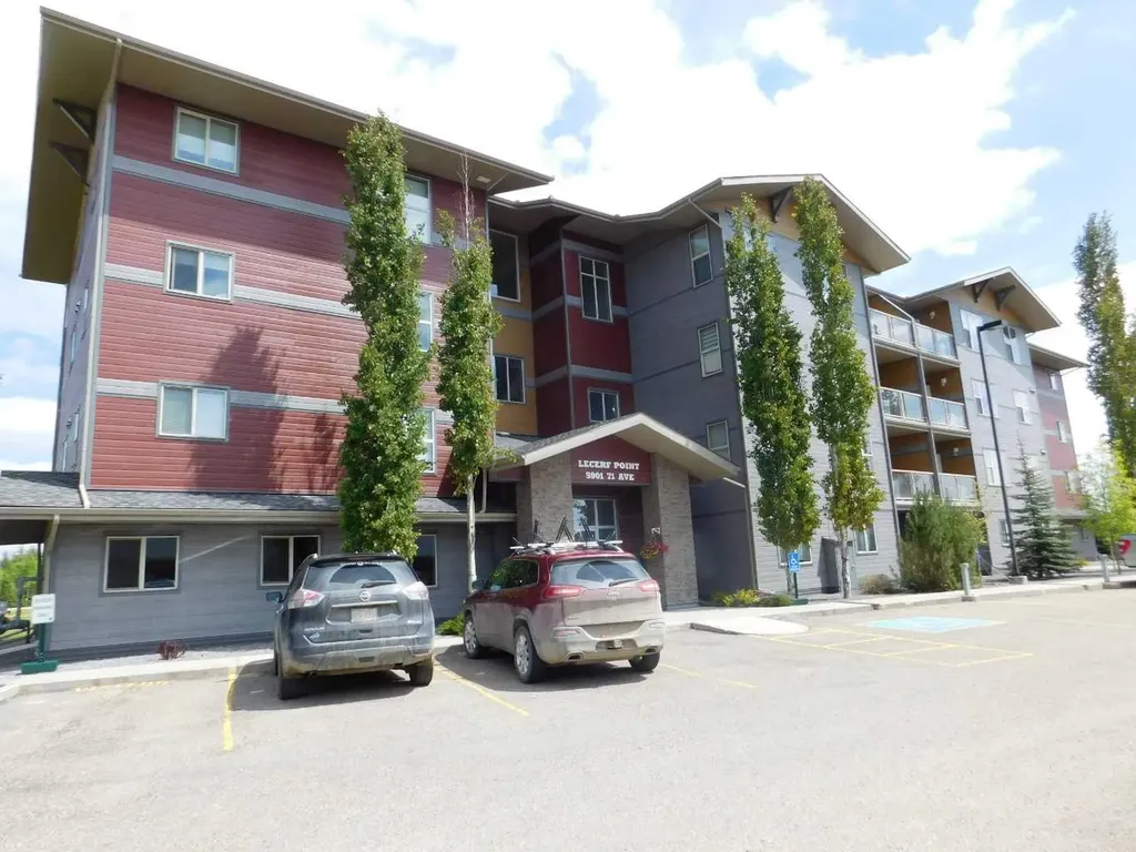 5901 71 Avenue Rocky Mountain House AB T4T0B3