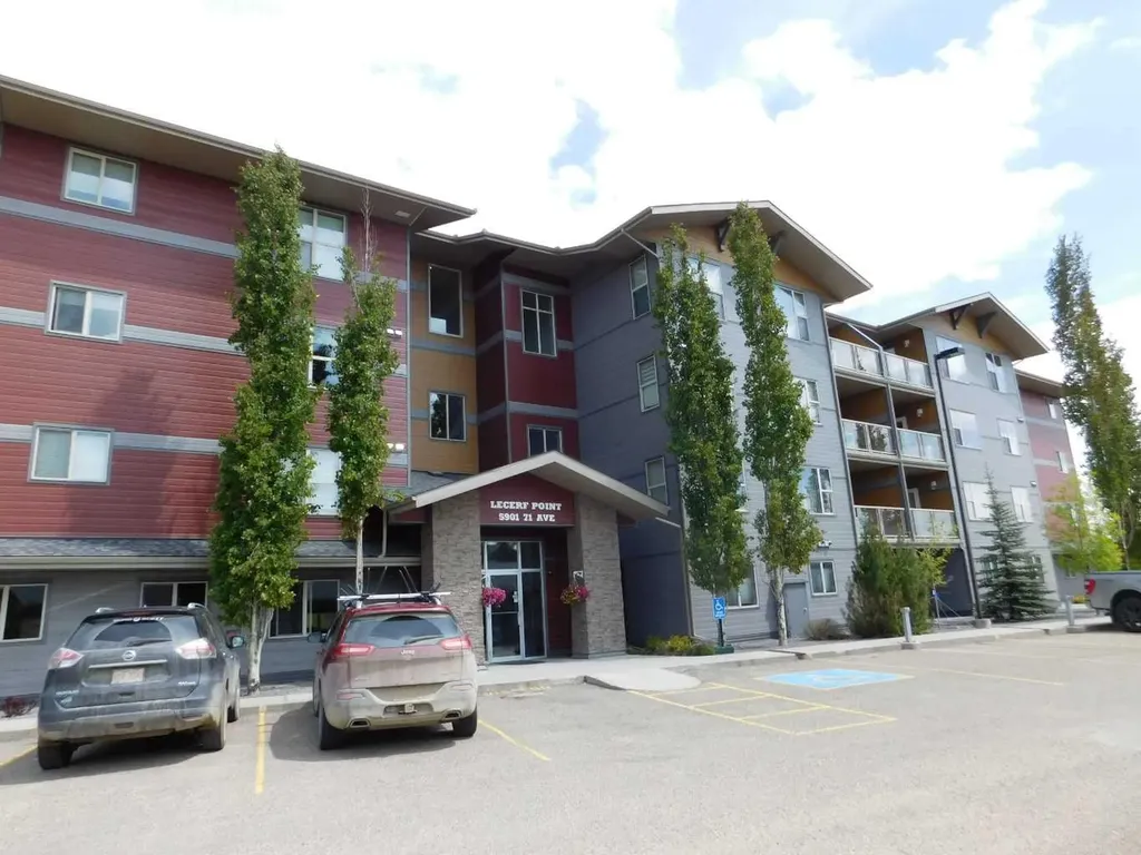 5901 71 Avenue Rocky Mountain House AB T4T0B3