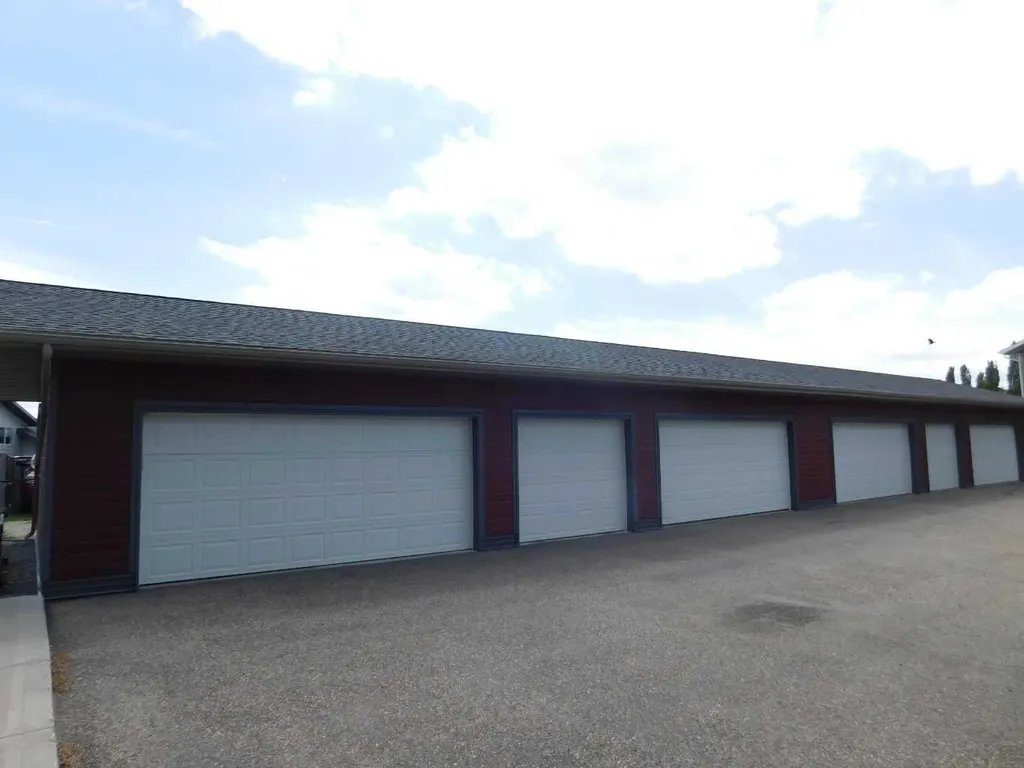 5901 71 Avenue Rocky Mountain House AB T4T0B3