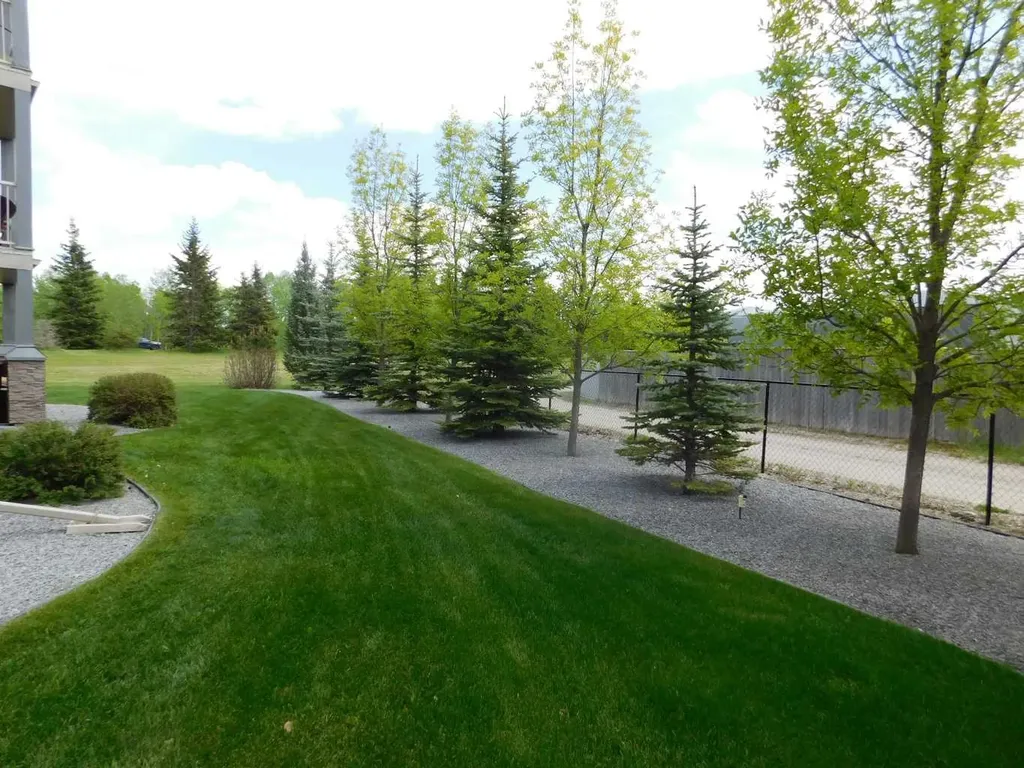 5901 71 Avenue Rocky Mountain House AB T4T0B3