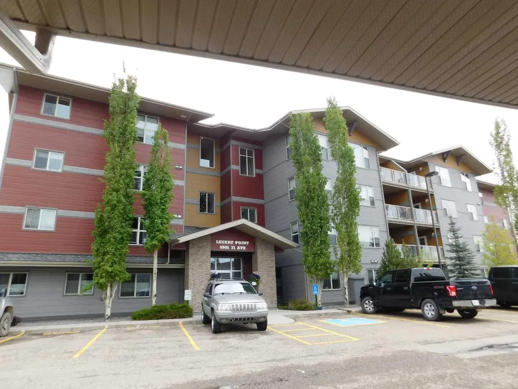 5901 71 Avenue Rocky Mountain House AB T4T0B3