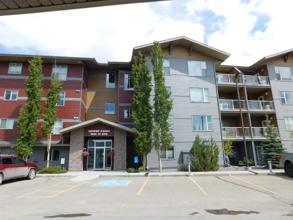 5901 71 Avenue Rocky Mountain House AB T4T0B3