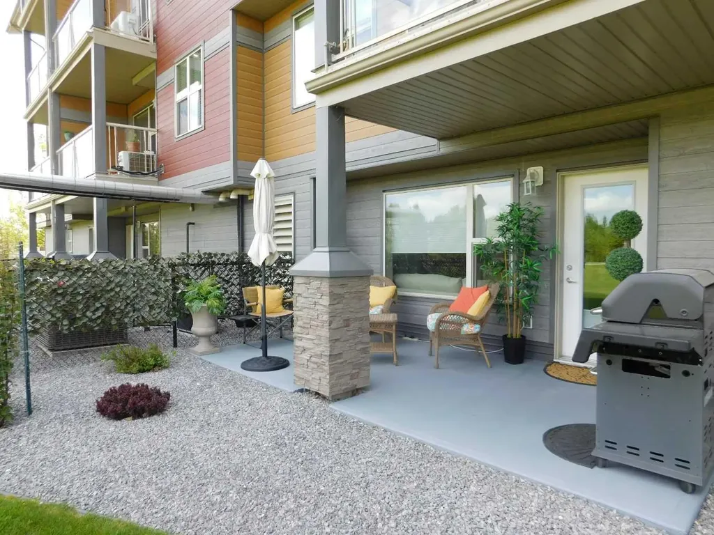 5901 71 Avenue Rocky Mountain House AB T4T0B3