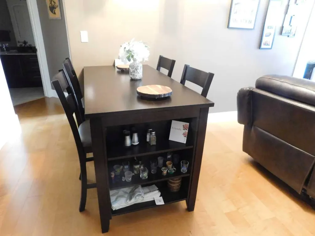 5901 71 Avenue Rocky Mountain House AB T4T0B3