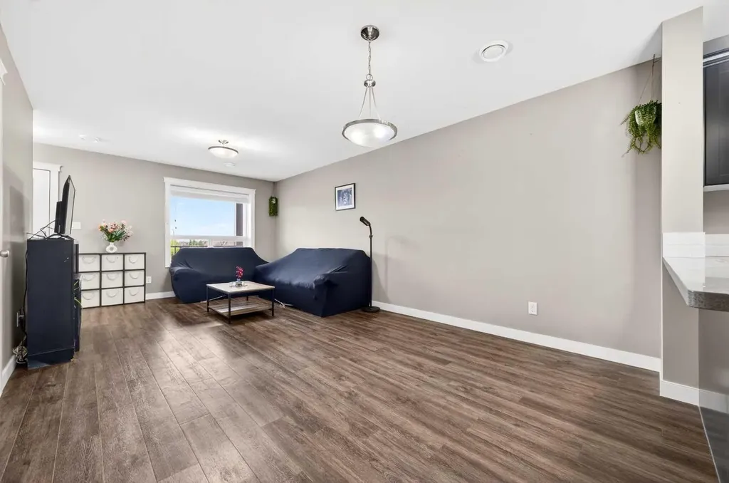 81 Willow Road Blackfalds AB T4M 0J2