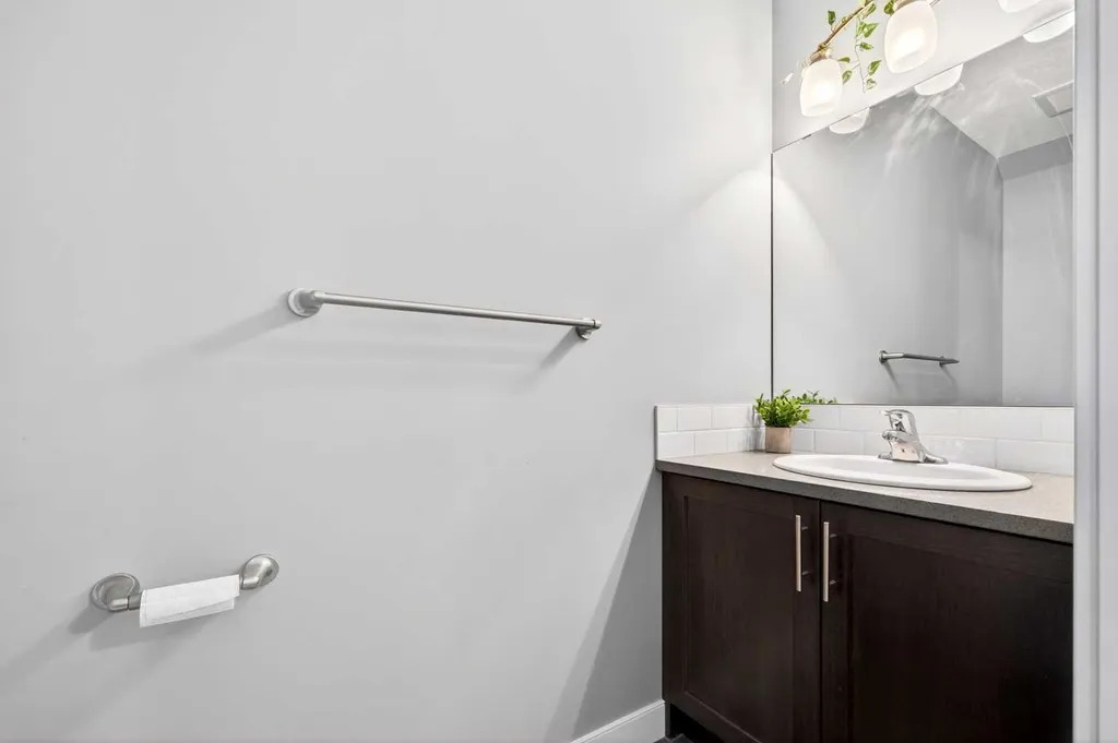 81 Willow Road Blackfalds AB T4M 0J2