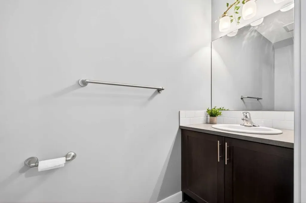 81 Willow Road Blackfalds AB T4M 0J2
