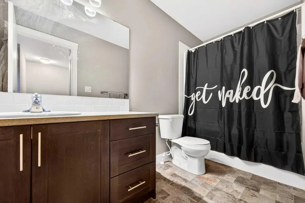 81 Willow Road Blackfalds AB T4M 0J2