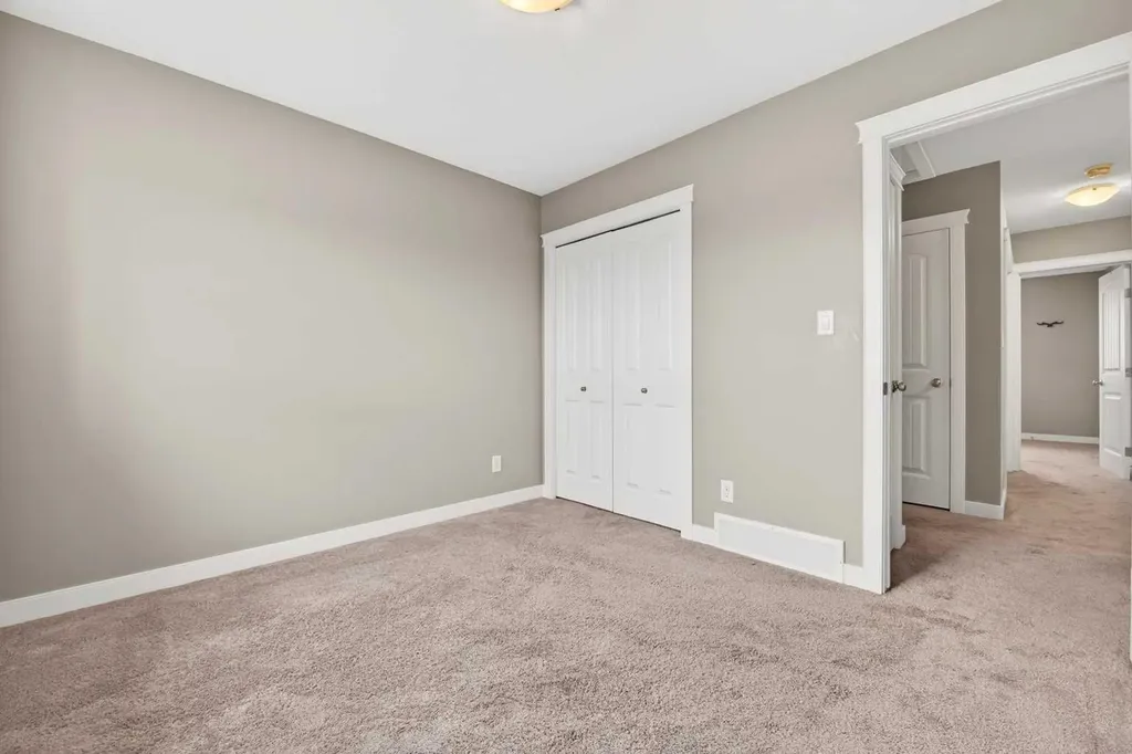 81 Willow Road Blackfalds AB T4M 0J2