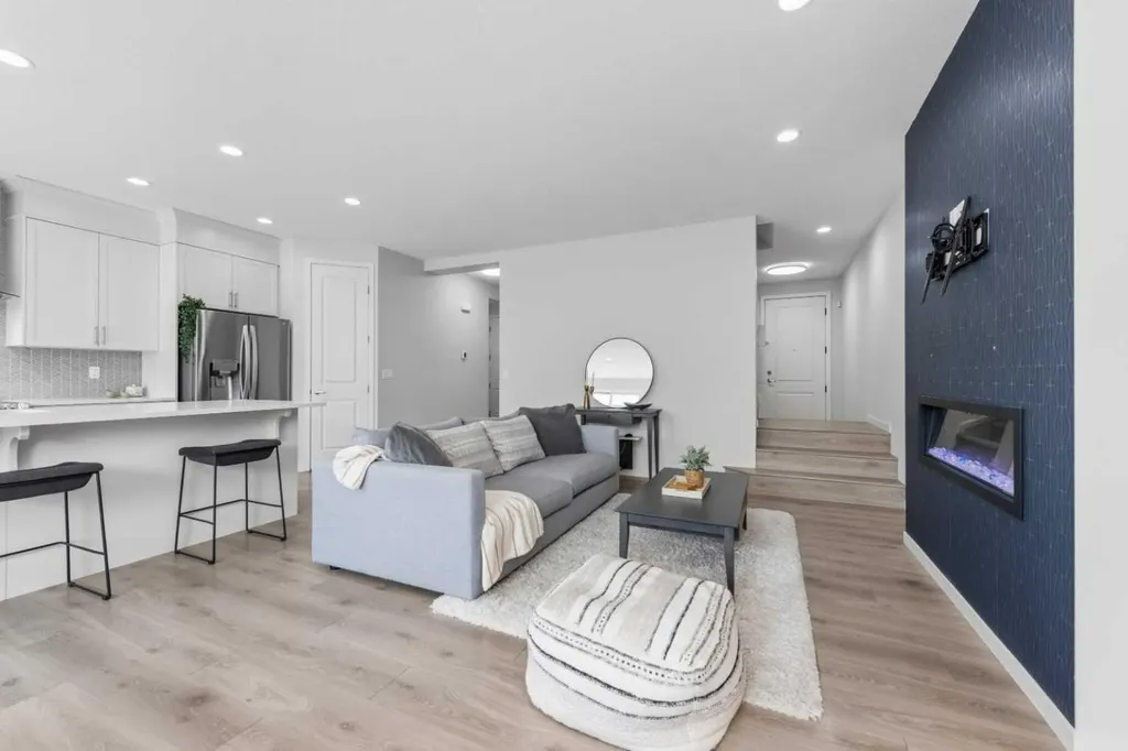 54 Seton Manor SE Calgary AB T3M2V8