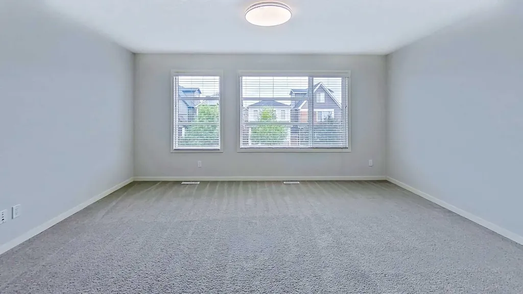54 Seton Manor SE Calgary AB T3M2V8