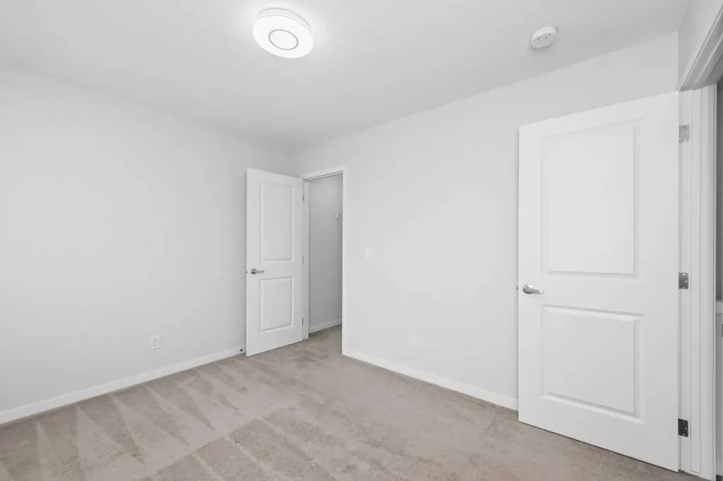 54 Seton Manor SE Calgary AB T3M2V8