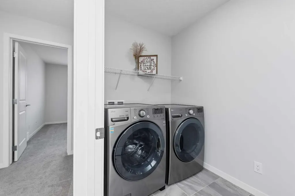 54 Seton Manor SE Calgary AB T3M2V8