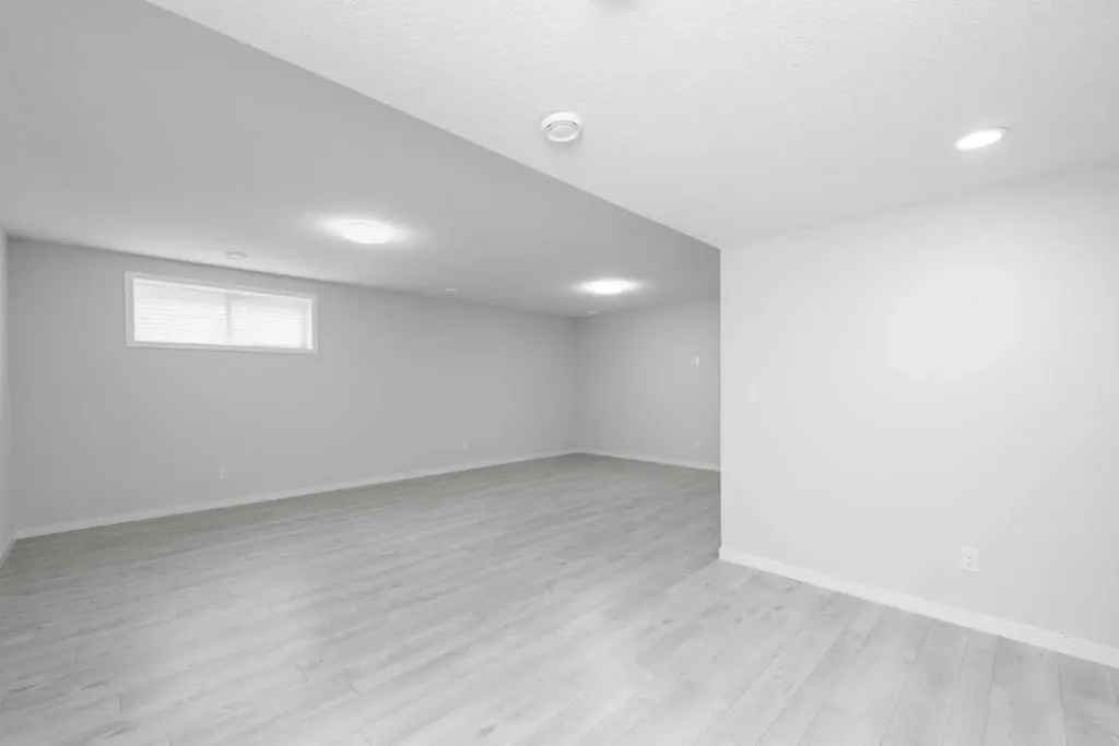 54 Seton Manor SE Calgary AB T3M2V8