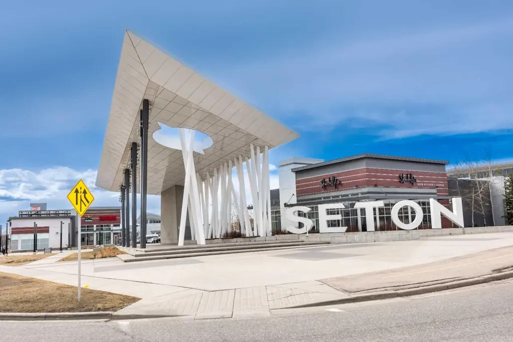54 Seton Manor SE Calgary AB T3M2V8