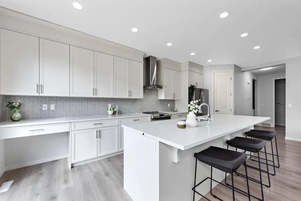 54 Seton Manor SE Calgary AB T3M2V8