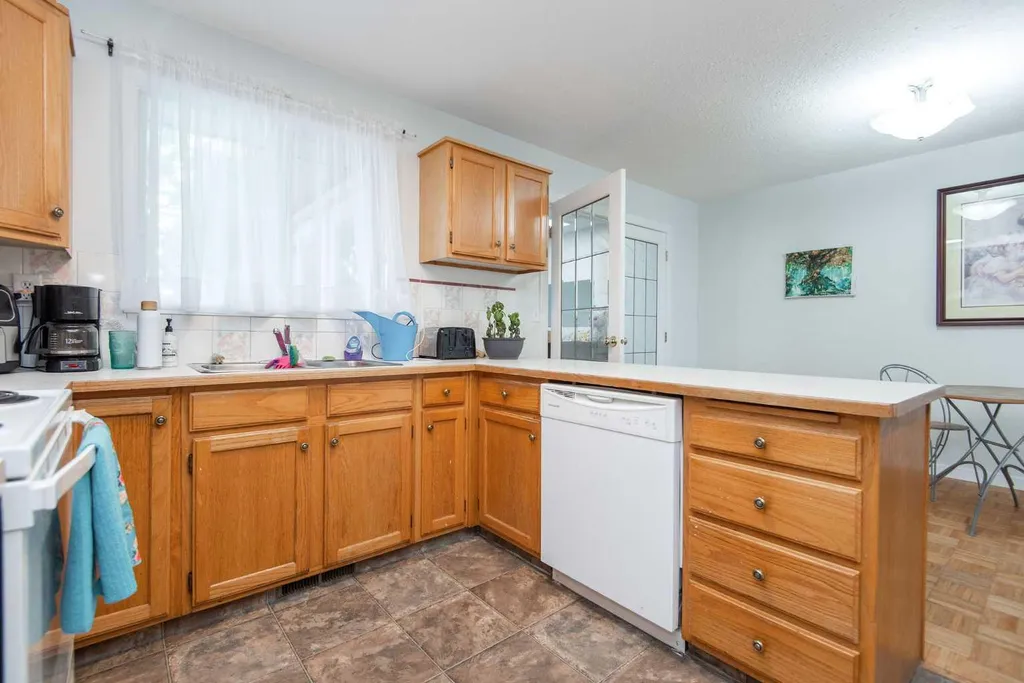 105 Bell Street Red Deer AB T4R 1L6