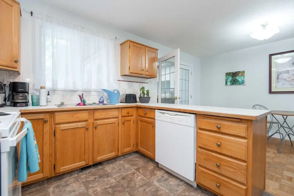 105 Bell Street Red Deer AB T4R 1L6