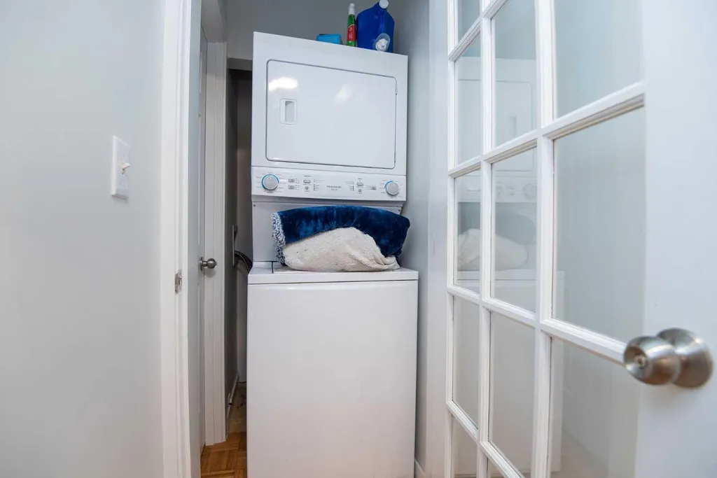 105 Bell Street Red Deer AB T4R 1L6