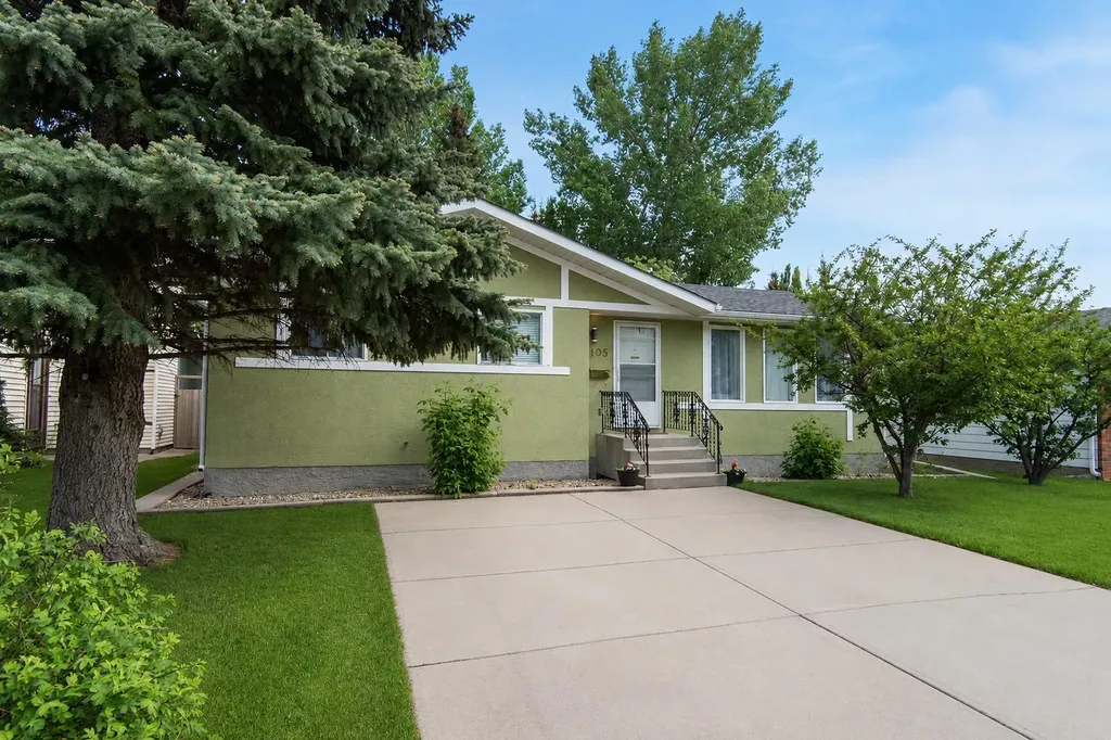 105 Bell Street Red Deer AB T4R 1L6