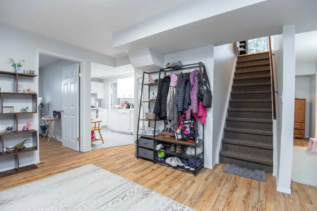 105 Bell Street Red Deer AB T4R 1L6
