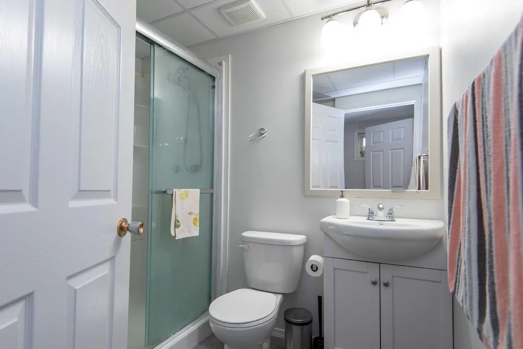 105 Bell Street Red Deer AB T4R 1L6