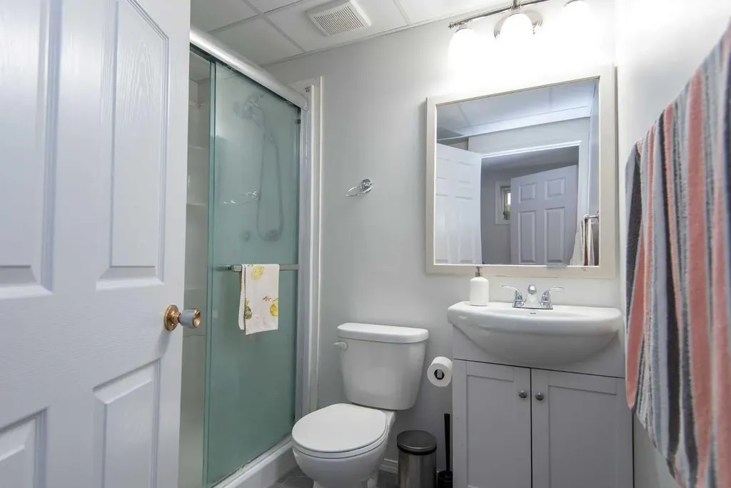 105 Bell Street Red Deer AB T4R 1L6