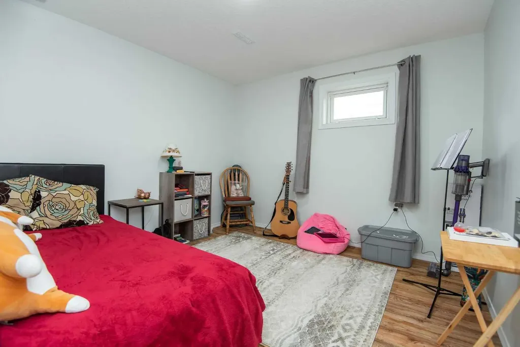 105 Bell Street Red Deer AB T4R 1L6