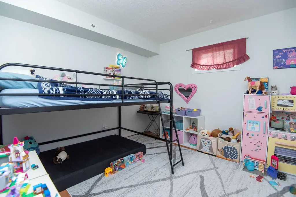 105 Bell Street Red Deer AB T4R 1L6