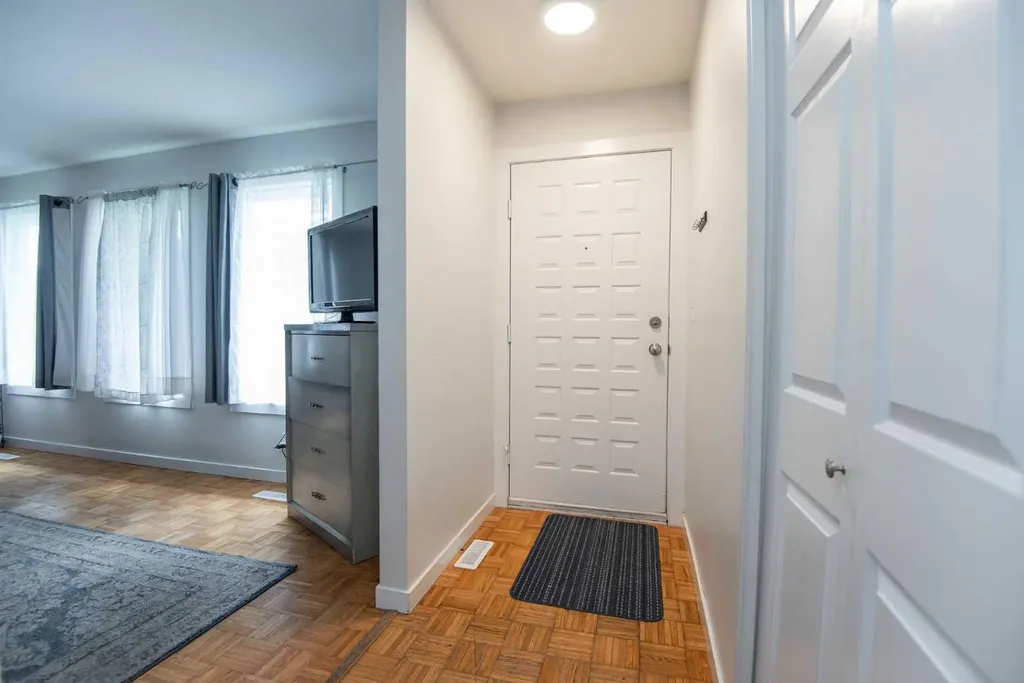 105 Bell Street Red Deer AB T4R 1L6