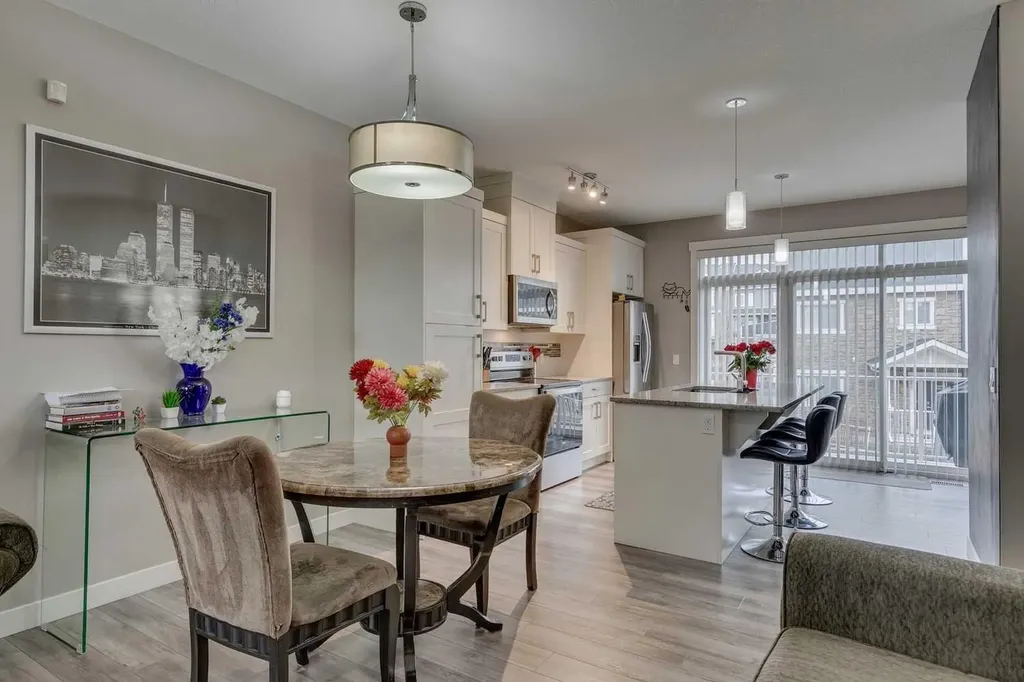 659 Evanston Manor NW Calgary AB T3P 0R9