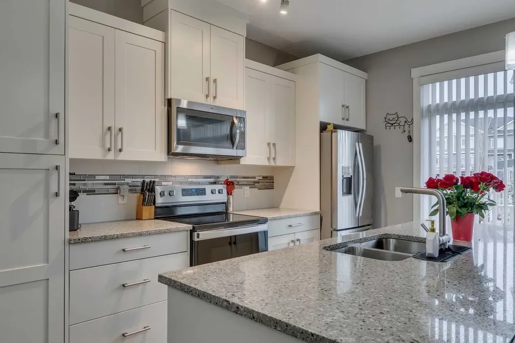 659 Evanston Manor NW Calgary AB T3P 0R9