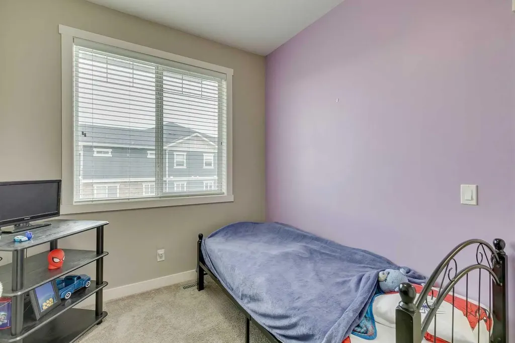 659 Evanston Manor NW Calgary AB T3P 0R9