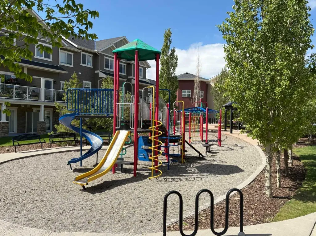659 Evanston Manor NW Calgary AB T3P 0R9