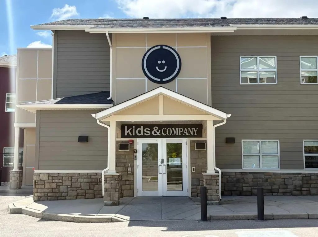 659 Evanston Manor NW Calgary AB T3P 0R9
