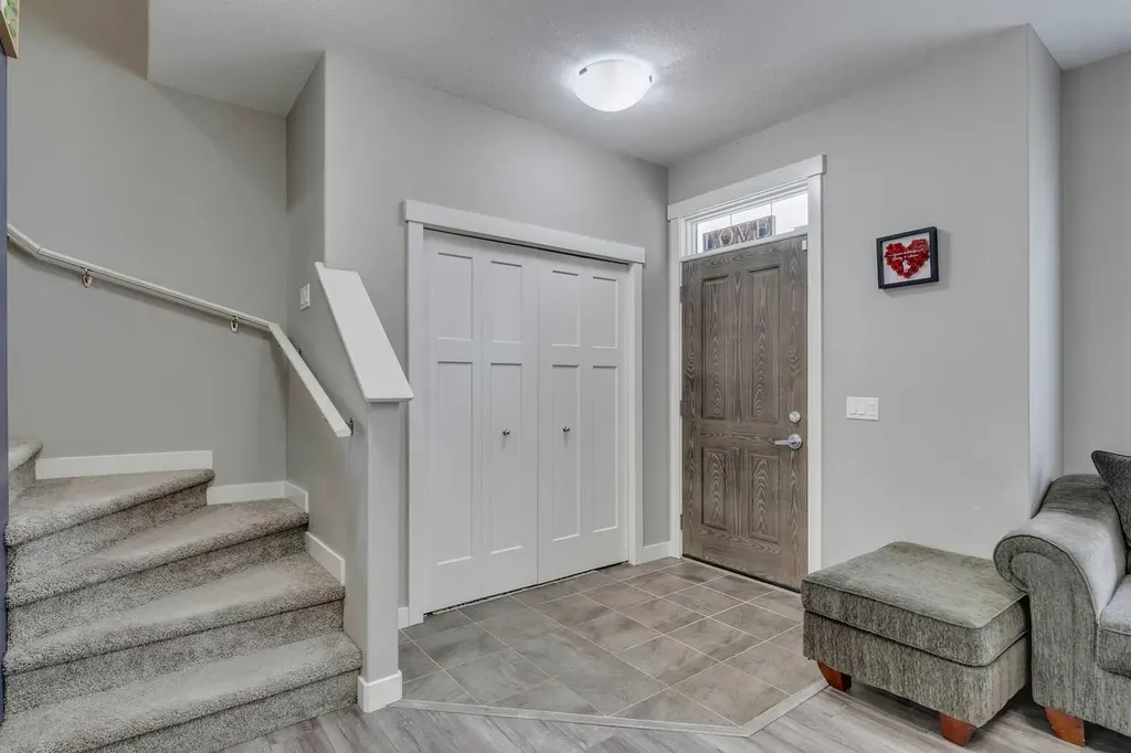 659 Evanston Manor NW Calgary AB T3P 0R9
