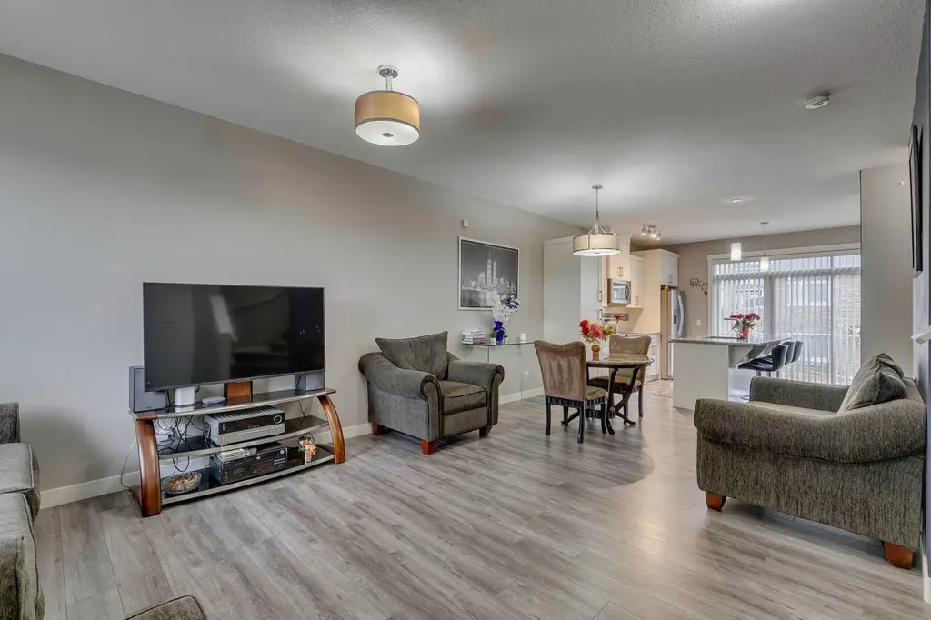 659 Evanston Manor NW Calgary AB T3P 0R9