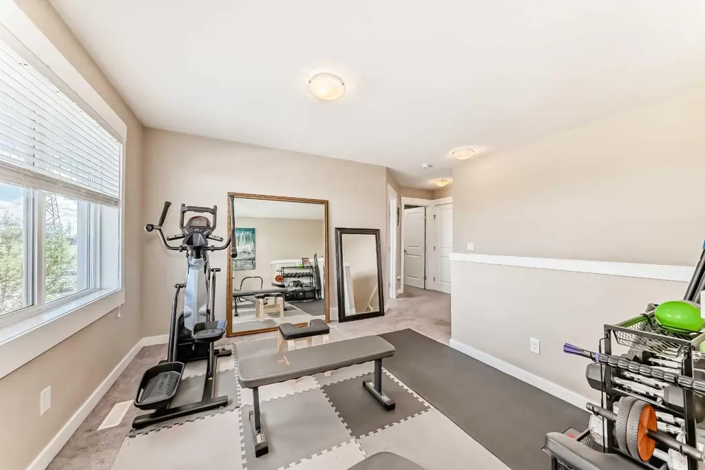 320 Rainbow Falls Green Chestermere AB T1X 0S4