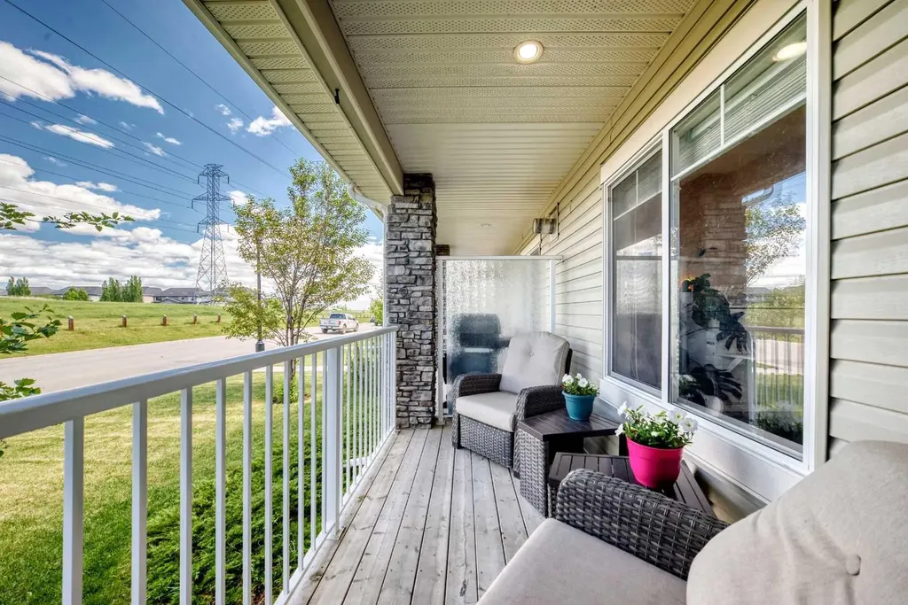 320 Rainbow Falls Green Chestermere AB T1X 0S4