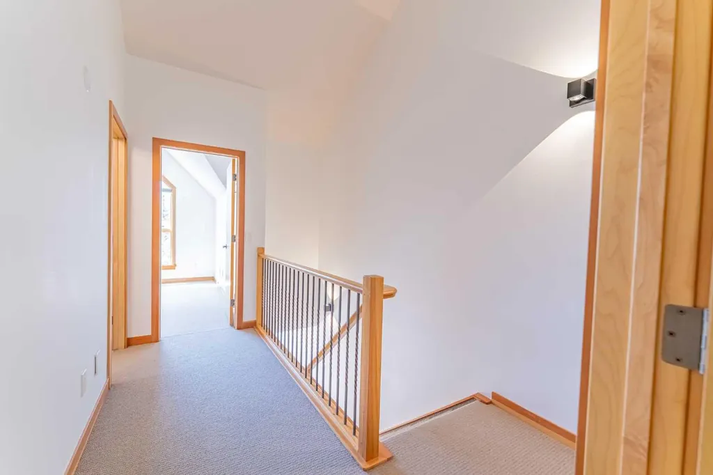137 Wapiti Close Canmore AB T1W 3B2