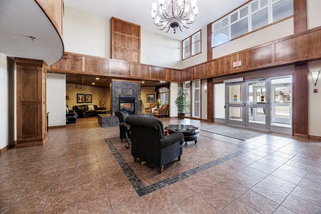 5213 61 Street Red Deer AB T4N 6N5