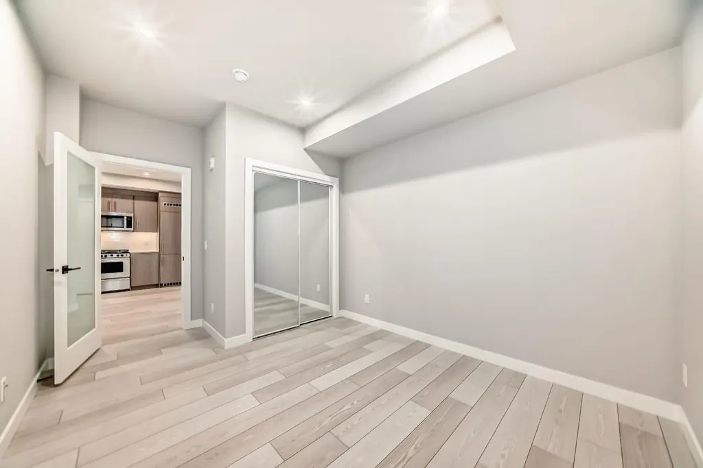 110 18a Street NW Calgary AB T2N5G5