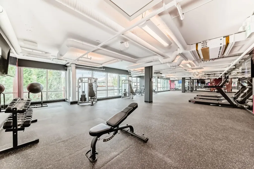 110 18a Street NW Calgary AB T2N5G5