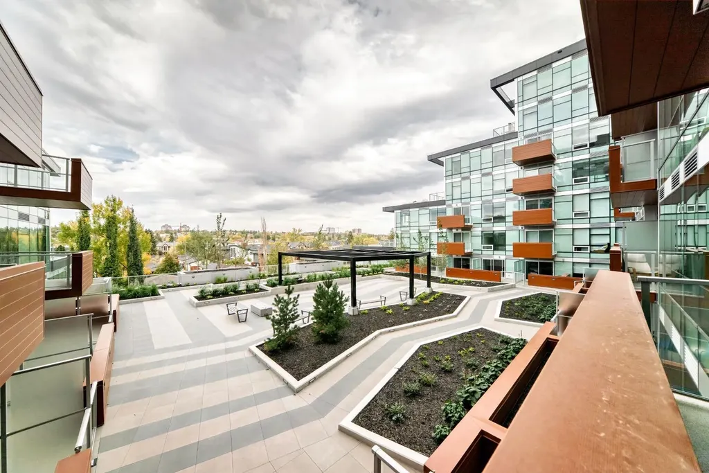 110 18a Street NW Calgary AB T2N5G5