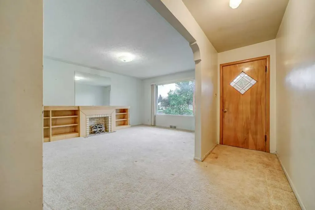 5104 54 Avenue Taber AB T1G 1N3