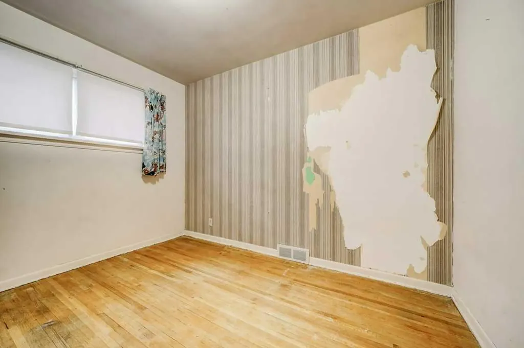 5104 54 Avenue Taber AB T1G 1N3