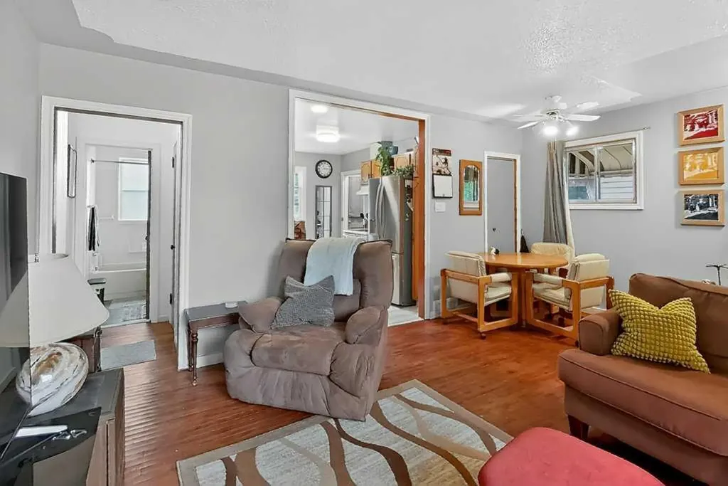 315 16 Street N Lethbridge AB T1H 3A2
