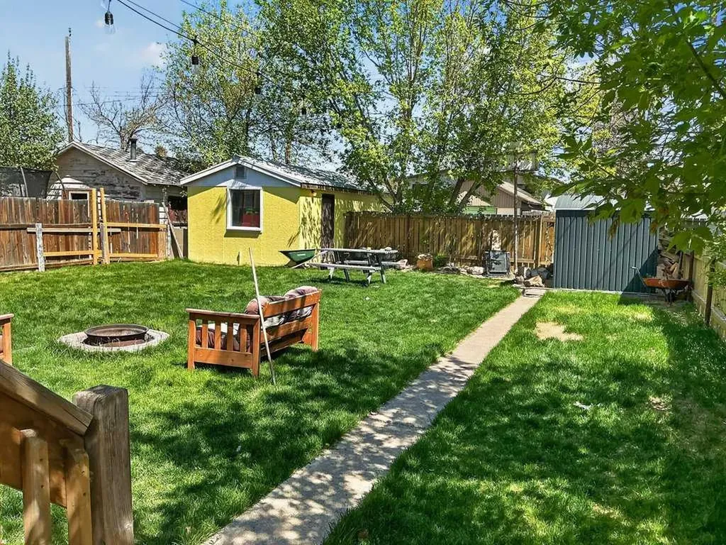 315 16 Street N Lethbridge AB T1H 3A2